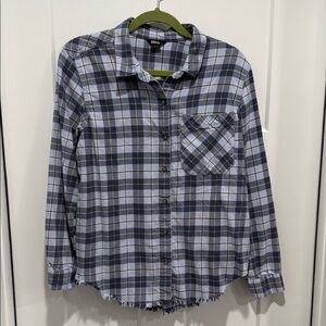 Eddie Bauer frayed bottom plaid blue flannel shirt